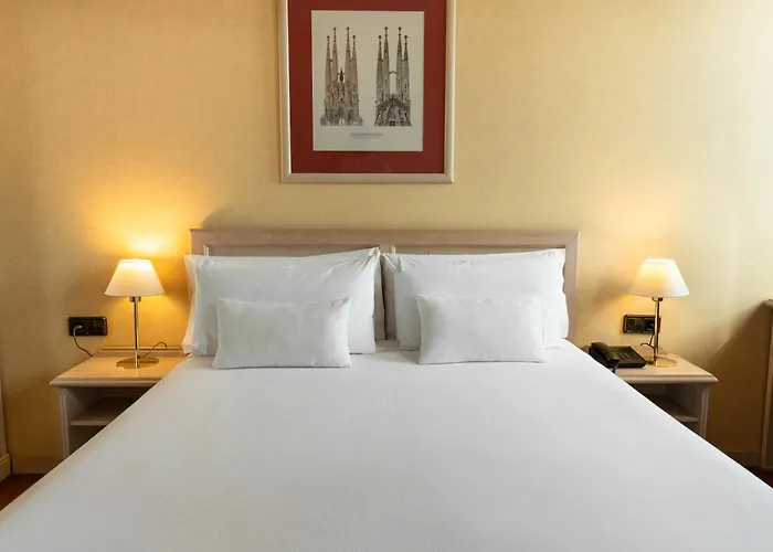 מלון Sunotel Aston 3*