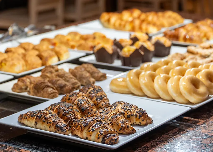 מלון Sunotel Aston