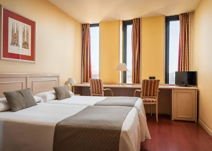 Sunotel Aston 3* ברצלונה