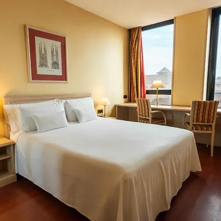 Sunotel Aston Otel 3*