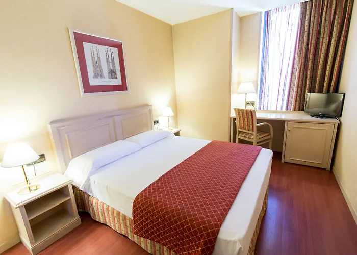 Hotel Sunotel Aston 3*